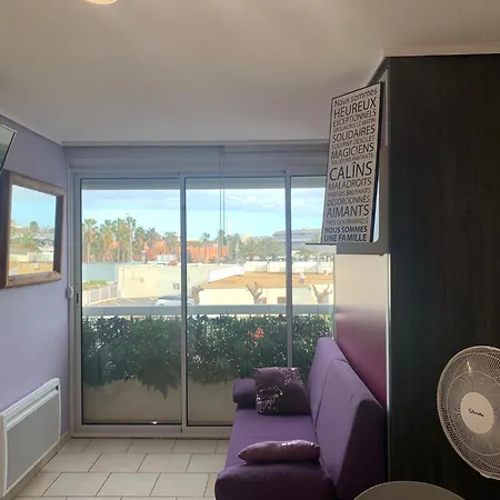 659 2 Pers Port Soleil Piscine Privee